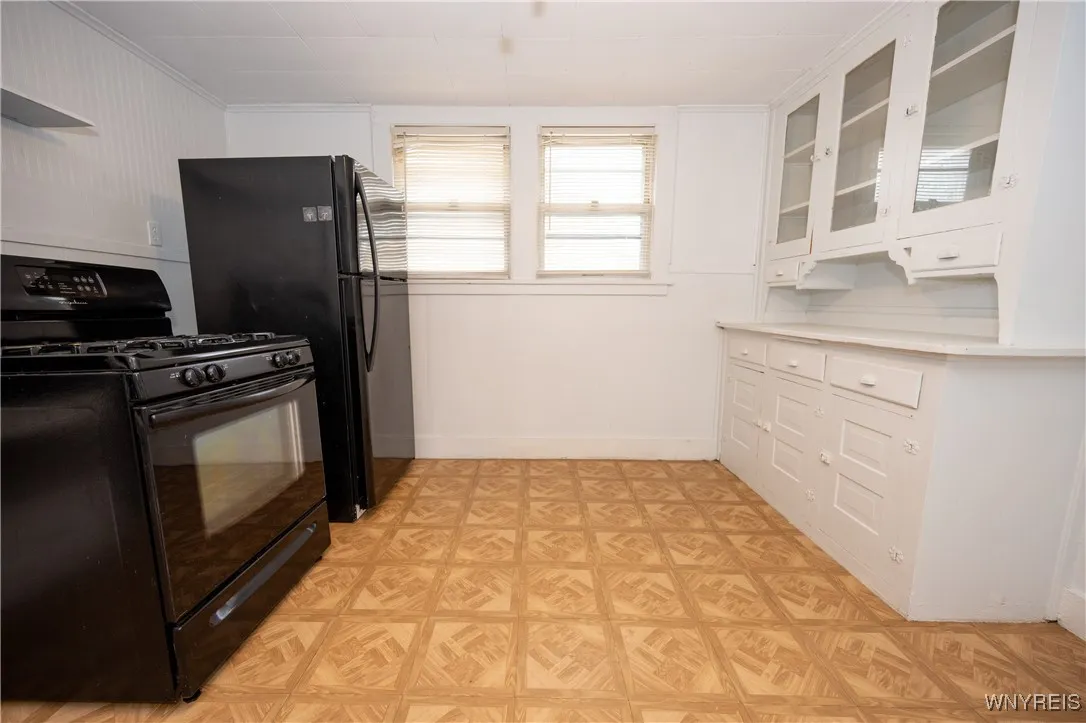 108 David Avenue, Cheektowaga, New York 14225, Cheektowaga, New York 14225, 4 Bedrooms Bedrooms, ,2 BathroomsBathrooms,Residential,For Sale,108 David Avenue, Cheektowaga, New York 14225,0,B1646280