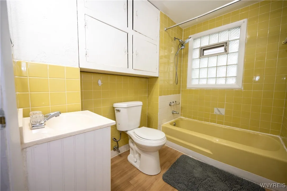 108 David Avenue, Cheektowaga, New York 14225, Cheektowaga, New York 14225, 4 Bedrooms Bedrooms, ,2 BathroomsBathrooms,Residential,For Sale,108 David Avenue, Cheektowaga, New York 14225,0,B1646280