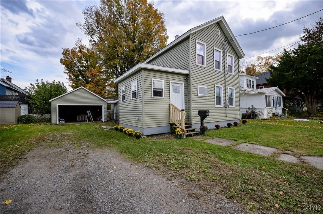 608 Union Street, Rome, New York 13440, Rome, New York 13440, 3 Bedrooms Bedrooms, 7 Rooms Rooms,2 BathroomsBathrooms,Residential,For Sale,608 Union Street, Rome, New York 13440,0,S1645495