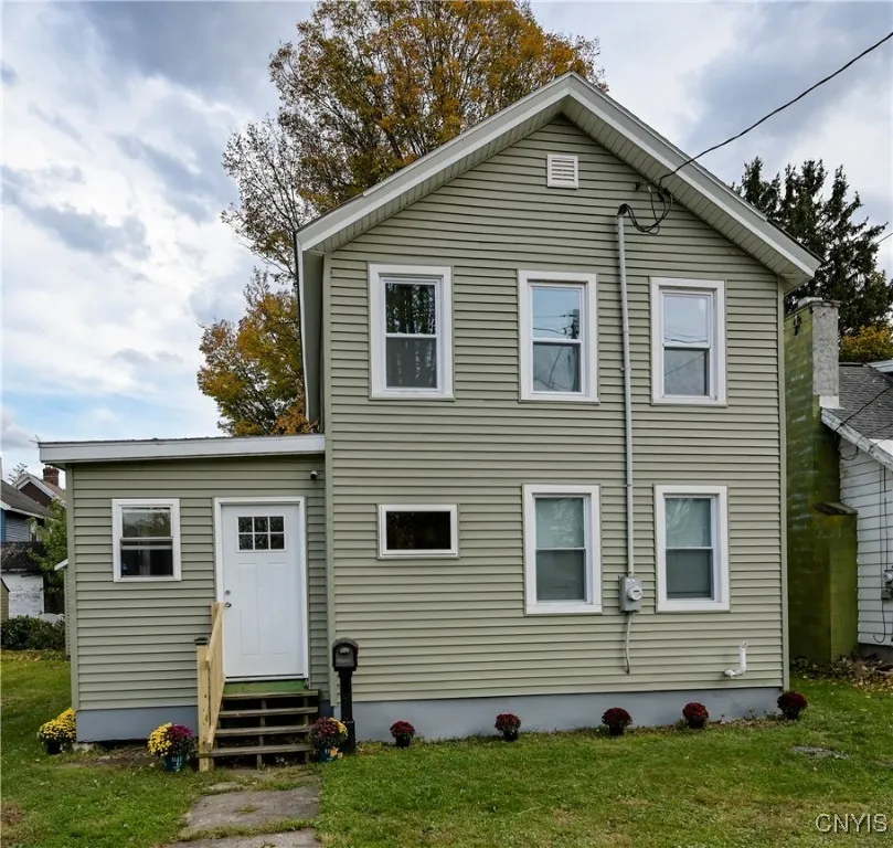 608 Union Street, Rome, New York 13440, Rome, New York 13440, 3 Bedrooms Bedrooms, 7 Rooms Rooms,2 BathroomsBathrooms,Residential,For Sale,608 Union Street, Rome, New York 13440,0,S1645495