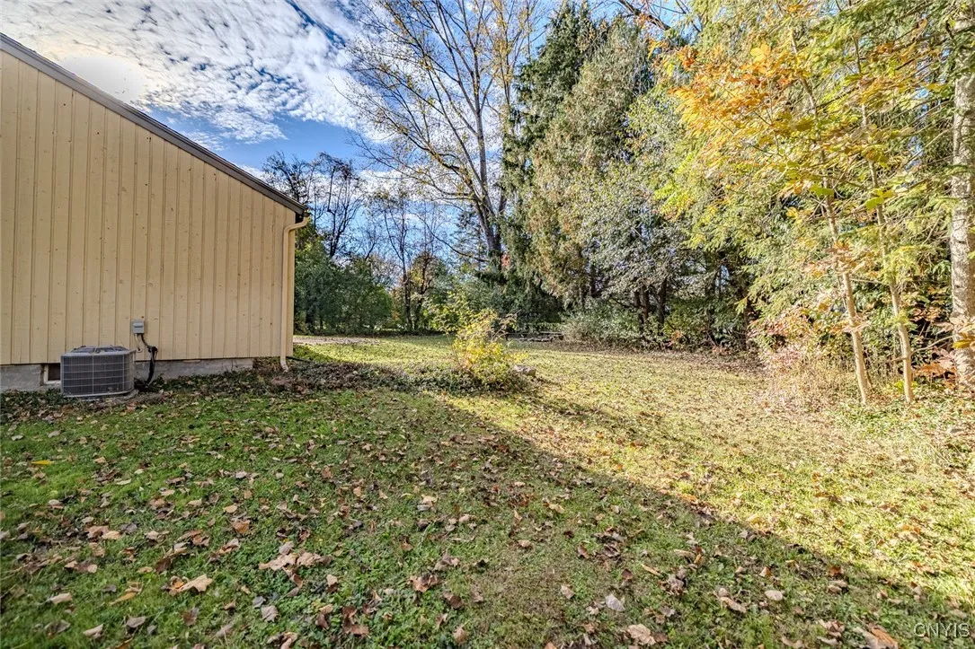 8801 Pasture Gate Lane, Lysander, New York 13027, Lysander, New York 13027, 3 Bedrooms Bedrooms, 9 Rooms Rooms,1 BathroomBathrooms,Residential,For Sale,8801 Pasture Gate Lane, Lysander, New York 13027,0,S1646204