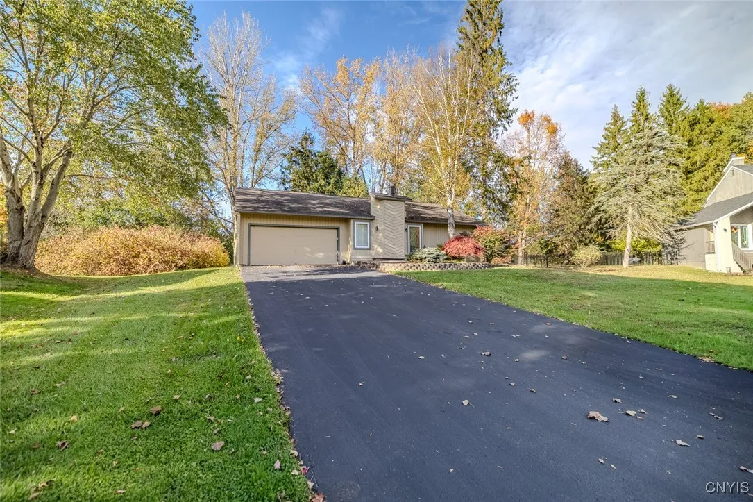 8801 Pasture Gate Lane, Lysander, New York 13027, Lysander, New York 13027, 3 Bedrooms Bedrooms, 9 Rooms Rooms,1 BathroomBathrooms,Residential,For Sale,8801 Pasture Gate Lane, Lysander, New York 13027,0,S1646204