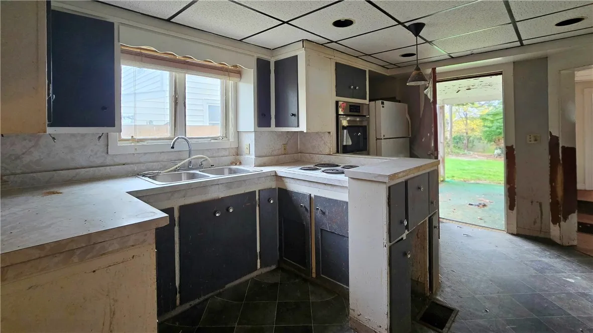 600 Hart Street, Elmira City, New York 14905, Elmira City, New York 14905, 5 Bedrooms Bedrooms, ,2 BathroomsBathrooms,Residential,For Sale,600 Hart Street, Elmira City, New York 14905,0,R1646439