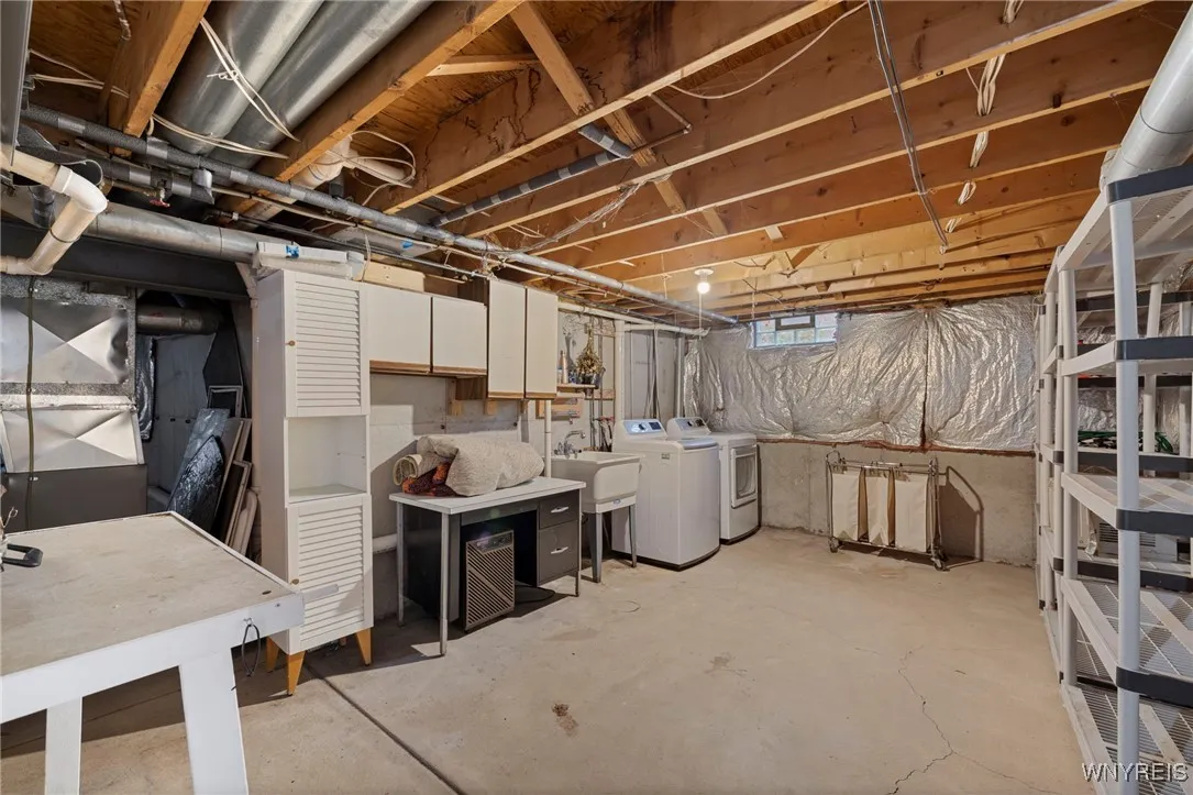 basement / laundry