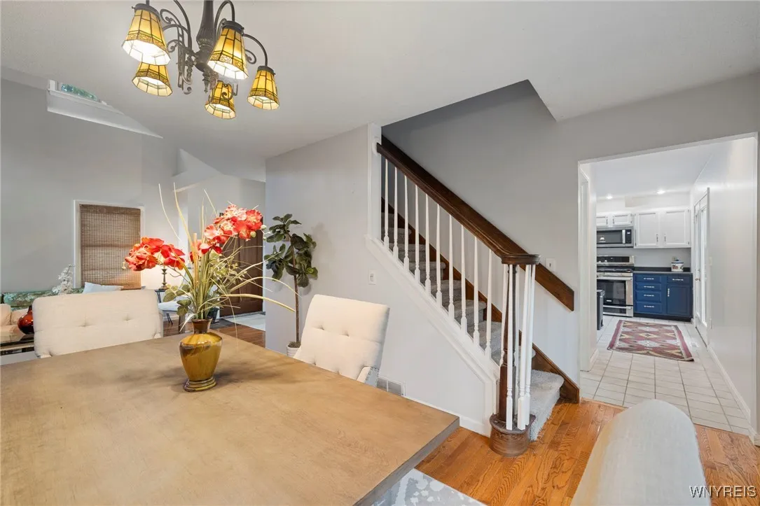 53 Cary Street, Buffalo, New York 14201, Buffalo, New York 14201, 2 Bedrooms Bedrooms, 5 Rooms Rooms,1 BathroomBathrooms,Residential,For Sale,53 Cary Street, Buffalo, New York 14201,0,B1646025
