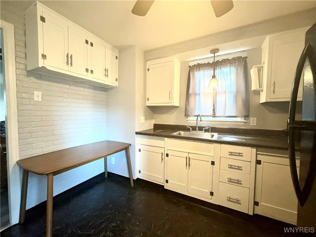 205 Conant Drive, Tonawanda, New York 14223, Tonawanda, New York 14223, 4 Bedrooms Bedrooms, 10 Rooms Rooms,1 BathroomBathrooms,Residential,Closed,205 Conant Drive, Tonawanda, New York 14223,0,B1646189