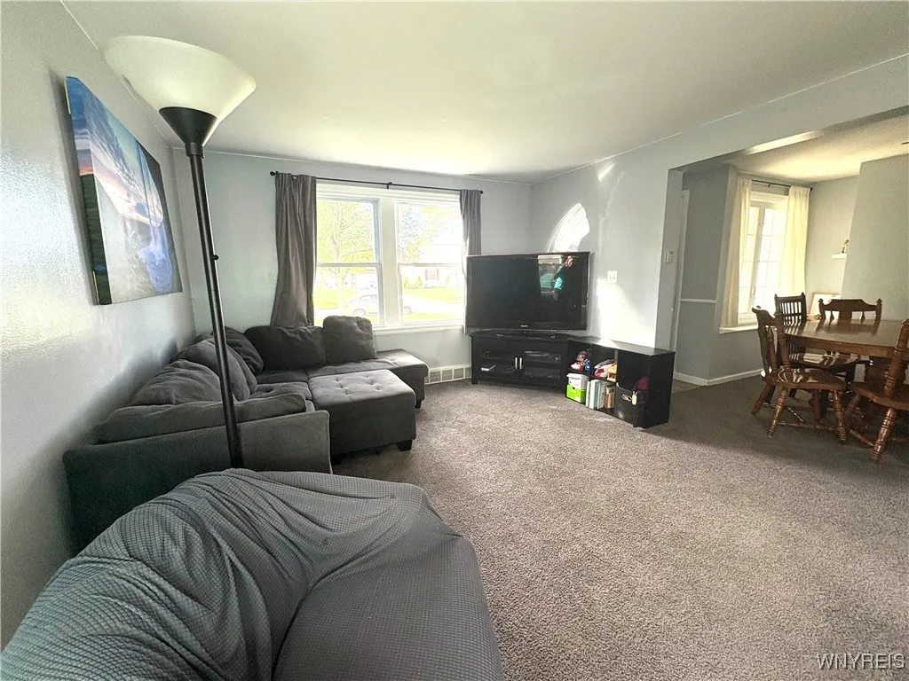 205 Conant Drive, Tonawanda, New York 14223, Tonawanda, New York 14223, 4 Bedrooms Bedrooms, 10 Rooms Rooms,1 BathroomBathrooms,Residential,Closed,205 Conant Drive, Tonawanda, New York 14223,0,B1646189