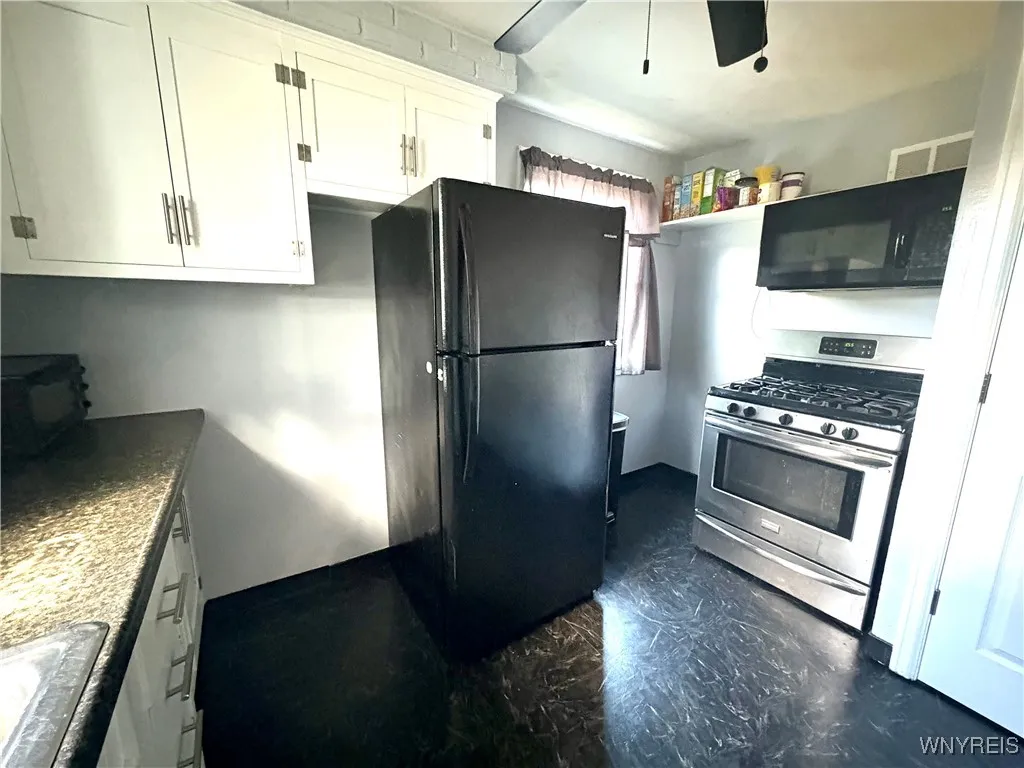 205 Conant Drive, Tonawanda, New York 14223, Tonawanda, New York 14223, 4 Bedrooms Bedrooms, 10 Rooms Rooms,1 BathroomBathrooms,Residential,Closed,205 Conant Drive, Tonawanda, New York 14223,0,B1646189