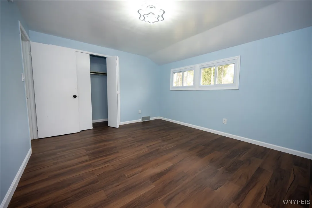 930 Sun Valley Drive, North Tonawanda, New York 14, North Tonawanda, New York 14120, 3 Bedrooms Bedrooms, 7 Rooms Rooms,1 BathroomBathrooms,Residential,For Sale,930 Sun Valley Drive, North Tonawanda, New York 14,0,B1645489