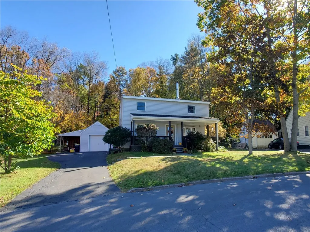 25 Dewitt Drive, Sidney, New York 13838, Sidney, New York 13838, 5 Bedrooms Bedrooms, 10 Rooms Rooms,2 BathroomsBathrooms,Residential,For Sale,25 Dewitt Drive, Sidney, New York 13838,0,R1634668