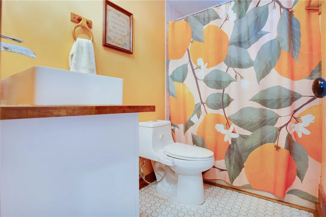 25 Dewitt Drive, Sidney, New York 13838, Sidney, New York 13838, 5 Bedrooms Bedrooms, 10 Rooms Rooms,2 BathroomsBathrooms,Residential,For Sale,25 Dewitt Drive, Sidney, New York 13838,0,R1634668