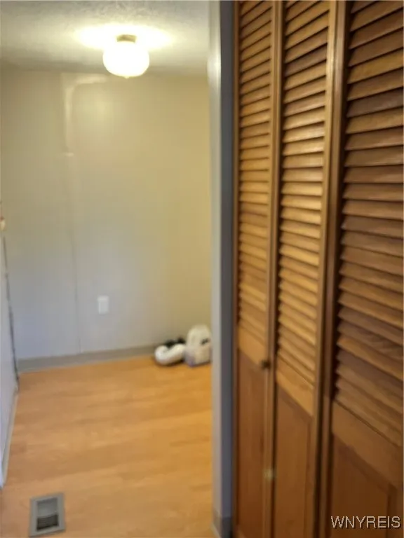 433 Chestnut Drive, Lockport Town, New York 14094, Lockport Town, New York 14094, 3 Bedrooms Bedrooms, 9 Rooms Rooms,2 BathroomsBathrooms,Residential,For Sale,433 Chestnut Drive, Lockport Town, New York 14094,0,B1646308