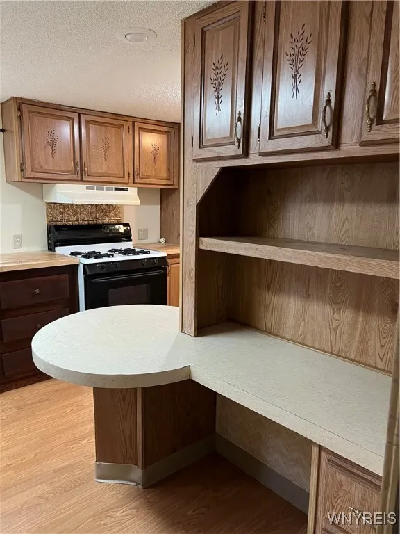 433 Chestnut Drive, Lockport Town, New York 14094, Lockport Town, New York 14094, 3 Bedrooms Bedrooms, 9 Rooms Rooms,2 BathroomsBathrooms,Residential,For Sale,433 Chestnut Drive, Lockport Town, New York 14094,0,B1646308