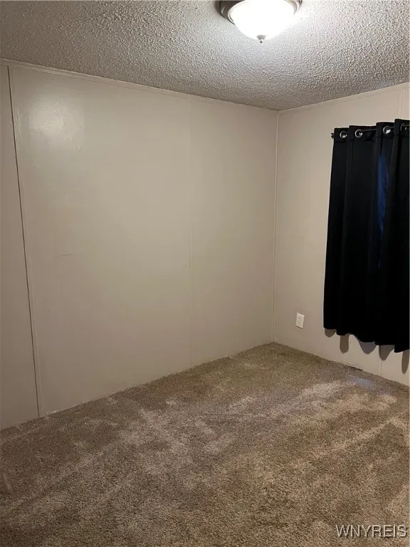 433 Chestnut Drive, Lockport Town, New York 14094, Lockport Town, New York 14094, 3 Bedrooms Bedrooms, 9 Rooms Rooms,2 BathroomsBathrooms,Residential,For Sale,433 Chestnut Drive, Lockport Town, New York 14094,0,B1646308