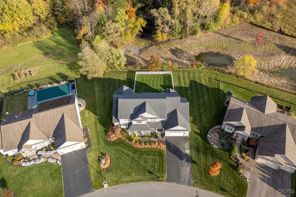 4772 Lynnville, Clay, New York 13041, Clay, New York 13041, 4 Bedrooms Bedrooms, 12 Rooms Rooms,3 BathroomsBathrooms,Residential,For Sale,4772 Lynnville, Clay, New York 13041,0,S1645757