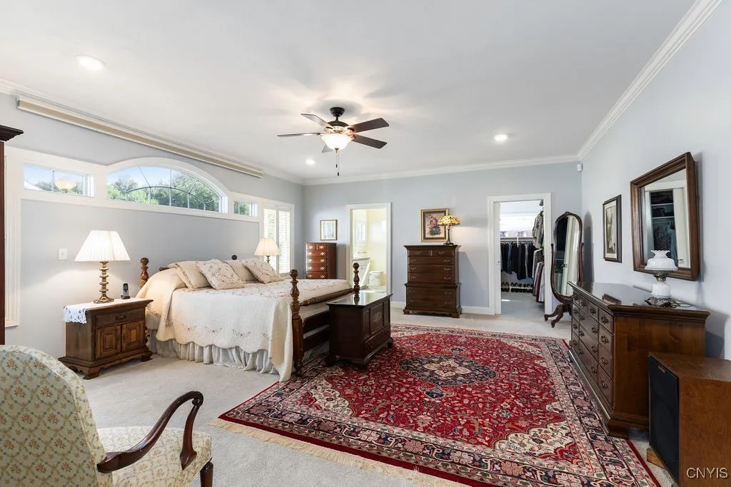 PRIMARY WITH FURNITURE