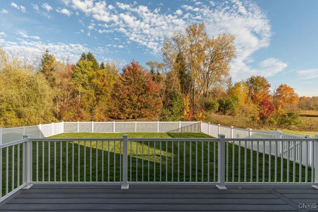 4772 Lynnville, Clay, New York 13041, Clay, New York 13041, 4 Bedrooms Bedrooms, 12 Rooms Rooms,3 BathroomsBathrooms,Residential,For Sale,4772 Lynnville, Clay, New York 13041,0,S1645757