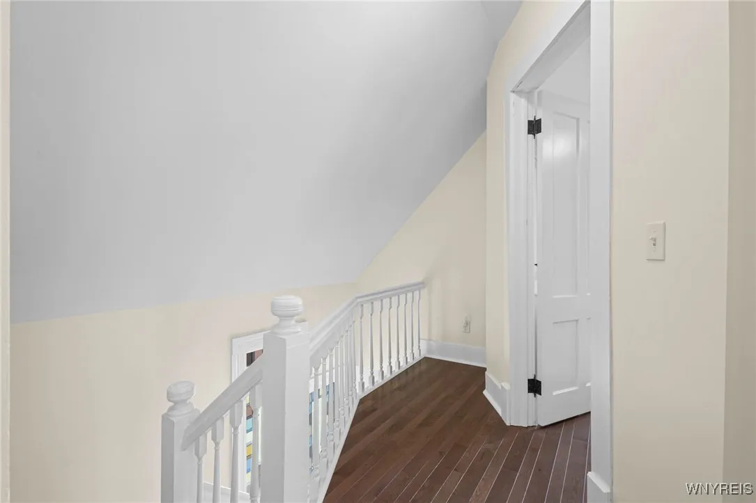 10 Reid Ave Avenue, Warsaw, New York 14569, Warsaw, New York 14569, 3 Bedrooms Bedrooms, 8 Rooms Rooms,1 BathroomBathrooms,Residential,For Sale,10 Reid Ave Avenue, Warsaw, New York 14569,0,B1646387