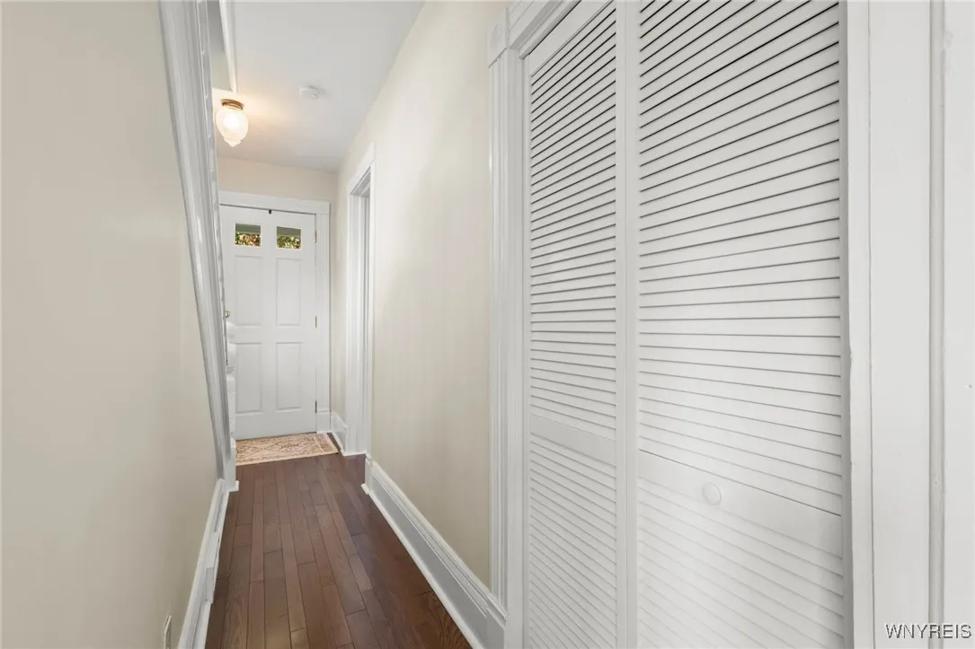 10 Reid Ave Avenue, Warsaw, New York 14569, Warsaw, New York 14569, 3 Bedrooms Bedrooms, 8 Rooms Rooms,1 BathroomBathrooms,Residential,For Sale,10 Reid Ave Avenue, Warsaw, New York 14569,0,B1646387