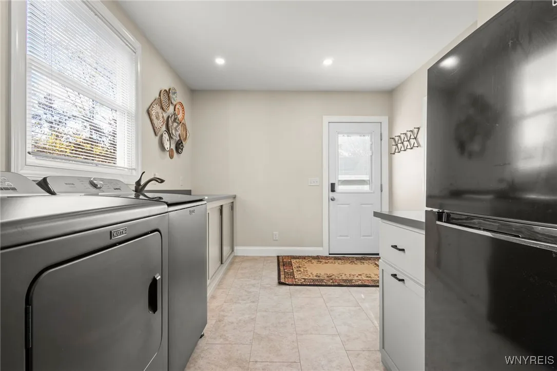 10 Reid Ave Avenue, Warsaw, New York 14569, Warsaw, New York 14569, 3 Bedrooms Bedrooms, 8 Rooms Rooms,1 BathroomBathrooms,Residential,For Sale,10 Reid Ave Avenue, Warsaw, New York 14569,0,B1646387