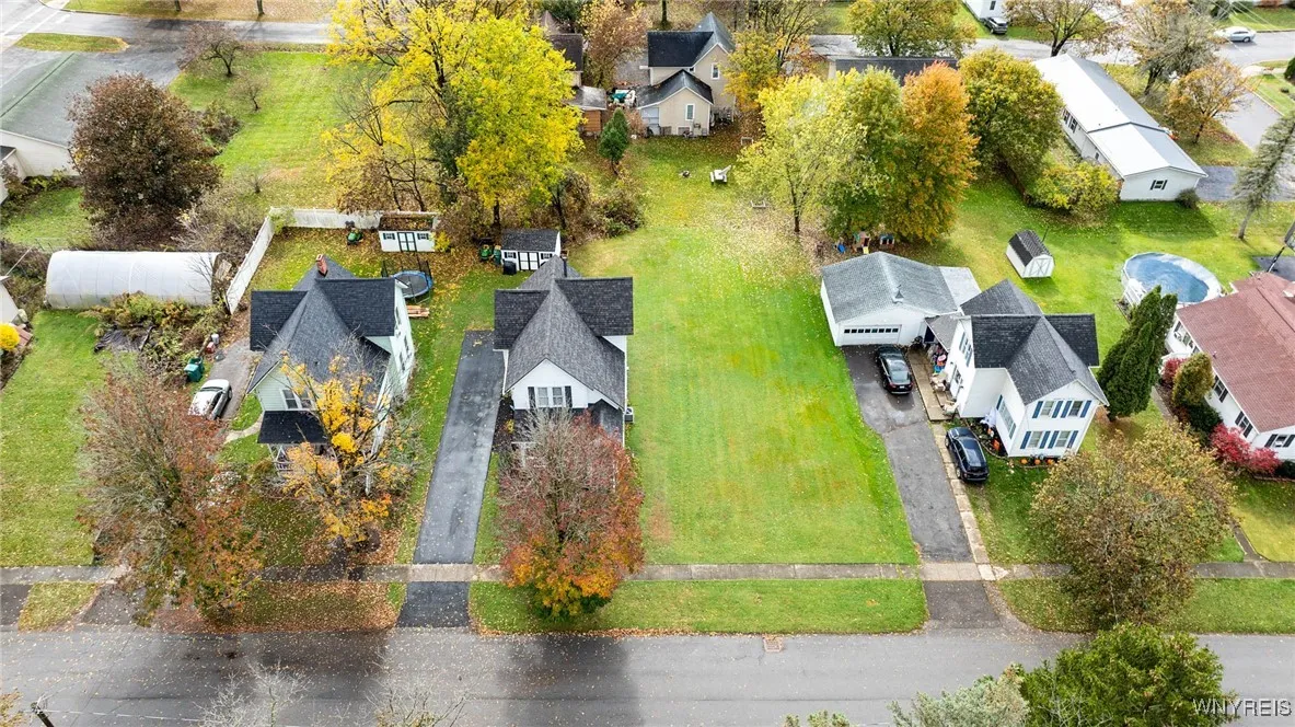 10 Reid Ave Avenue, Warsaw, New York 14569, Warsaw, New York 14569, 3 Bedrooms Bedrooms, 8 Rooms Rooms,1 BathroomBathrooms,Residential,For Sale,10 Reid Ave Avenue, Warsaw, New York 14569,0,B1646387