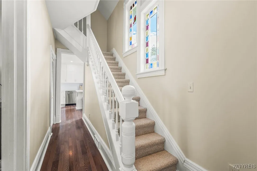 10 Reid Ave Avenue, Warsaw, New York 14569, Warsaw, New York 14569, 3 Bedrooms Bedrooms, 8 Rooms Rooms,1 BathroomBathrooms,Residential,For Sale,10 Reid Ave Avenue, Warsaw, New York 14569,0,B1646387