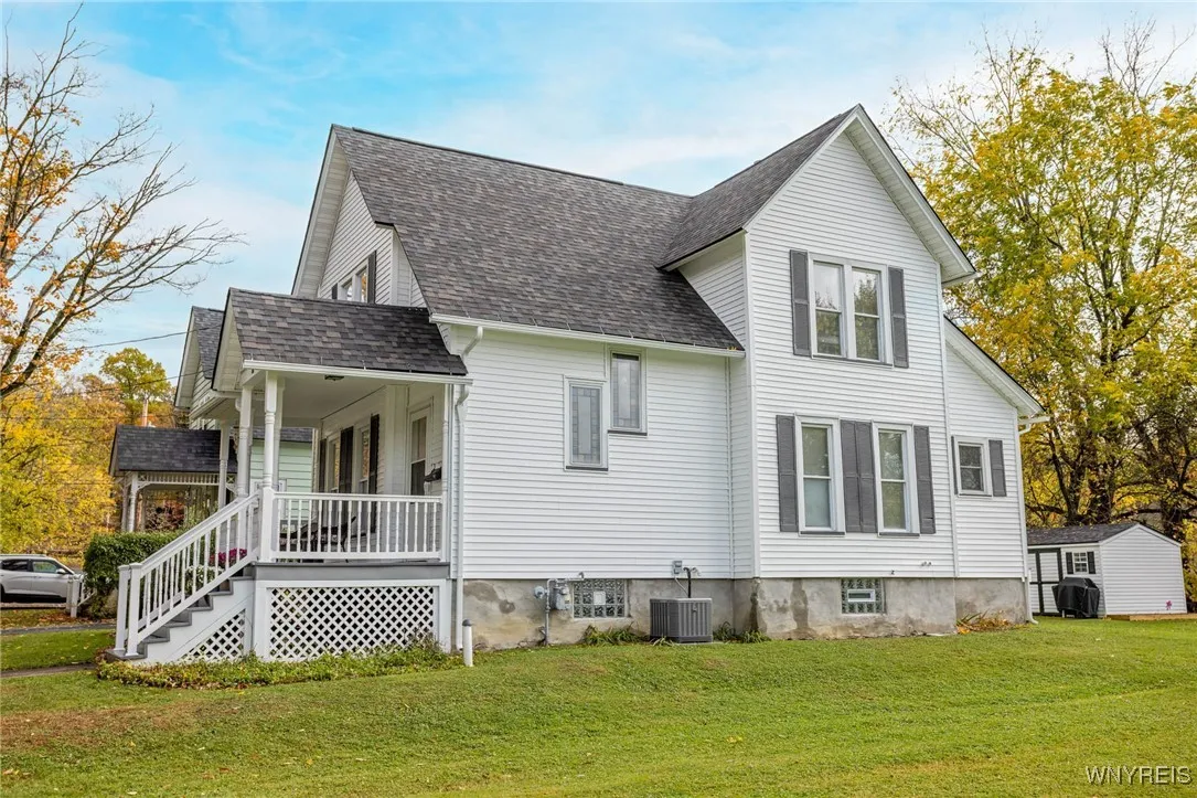 10 Reid Ave Avenue, Warsaw, New York 14569, Warsaw, New York 14569, 3 Bedrooms Bedrooms, 8 Rooms Rooms,1 BathroomBathrooms,Residential,For Sale,10 Reid Ave Avenue, Warsaw, New York 14569,0,B1646387