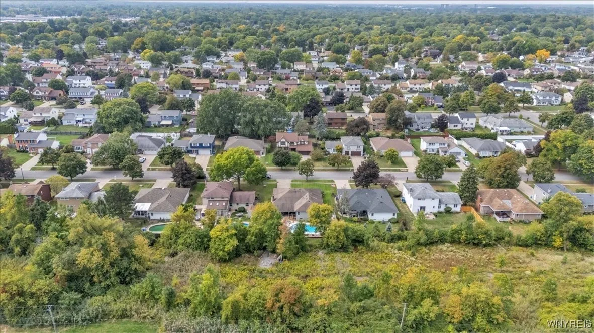 214 Presidio Place, Amherst, New York 14221, Amherst, New York 14221, 3 Bedrooms Bedrooms, 7 Rooms Rooms,2 BathroomsBathrooms,Residential,For Sale,214 Presidio Place, Amherst, New York 14221,0,B1643937