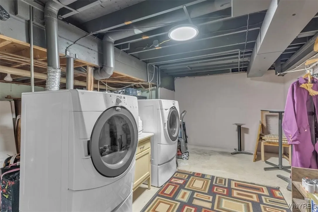 214 Presidio Place, Amherst, New York 14221, Amherst, New York 14221, 3 Bedrooms Bedrooms, 7 Rooms Rooms,2 BathroomsBathrooms,Residential,For Sale,214 Presidio Place, Amherst, New York 14221,0,B1643937