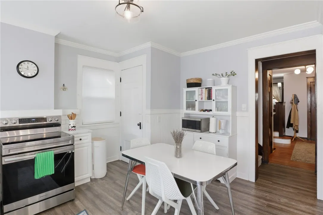 158 Merriman Street, Rochester, New York 14607, Rochester, New York 14607, 3 Bedrooms Bedrooms, 6 Rooms Rooms,1 BathroomBathrooms,Residential,Closed,158 Merriman Street, Rochester, New York 14607,0,R1642305