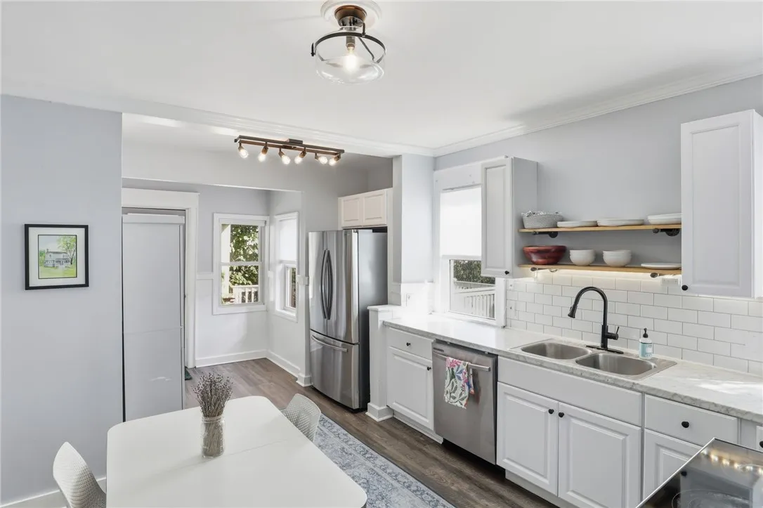 158 Merriman Street, Rochester, New York 14607, Rochester, New York 14607, 3 Bedrooms Bedrooms, 6 Rooms Rooms,1 BathroomBathrooms,Residential,Closed,158 Merriman Street, Rochester, New York 14607,0,R1642305