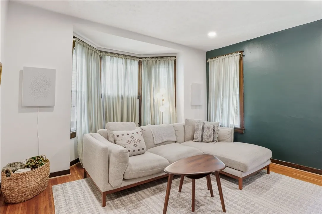 158 Merriman Street, Rochester, New York 14607, Rochester, New York 14607, 3 Bedrooms Bedrooms, 6 Rooms Rooms,1 BathroomBathrooms,Residential,Closed,158 Merriman Street, Rochester, New York 14607,0,R1642305