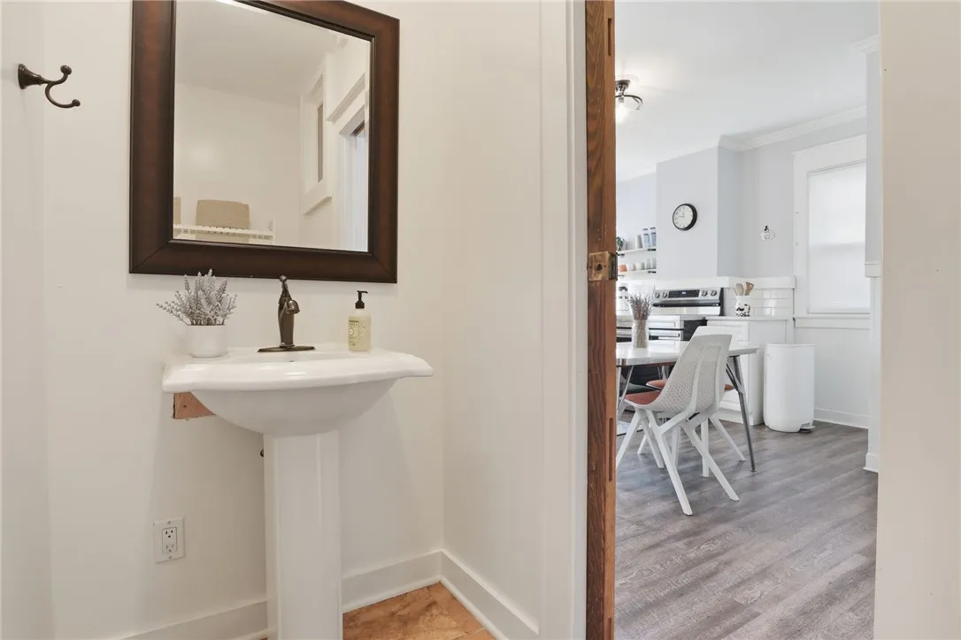 158 Merriman Street, Rochester, New York 14607, Rochester, New York 14607, 3 Bedrooms Bedrooms, 6 Rooms Rooms,1 BathroomBathrooms,Residential,Closed,158 Merriman Street, Rochester, New York 14607,0,R1642305