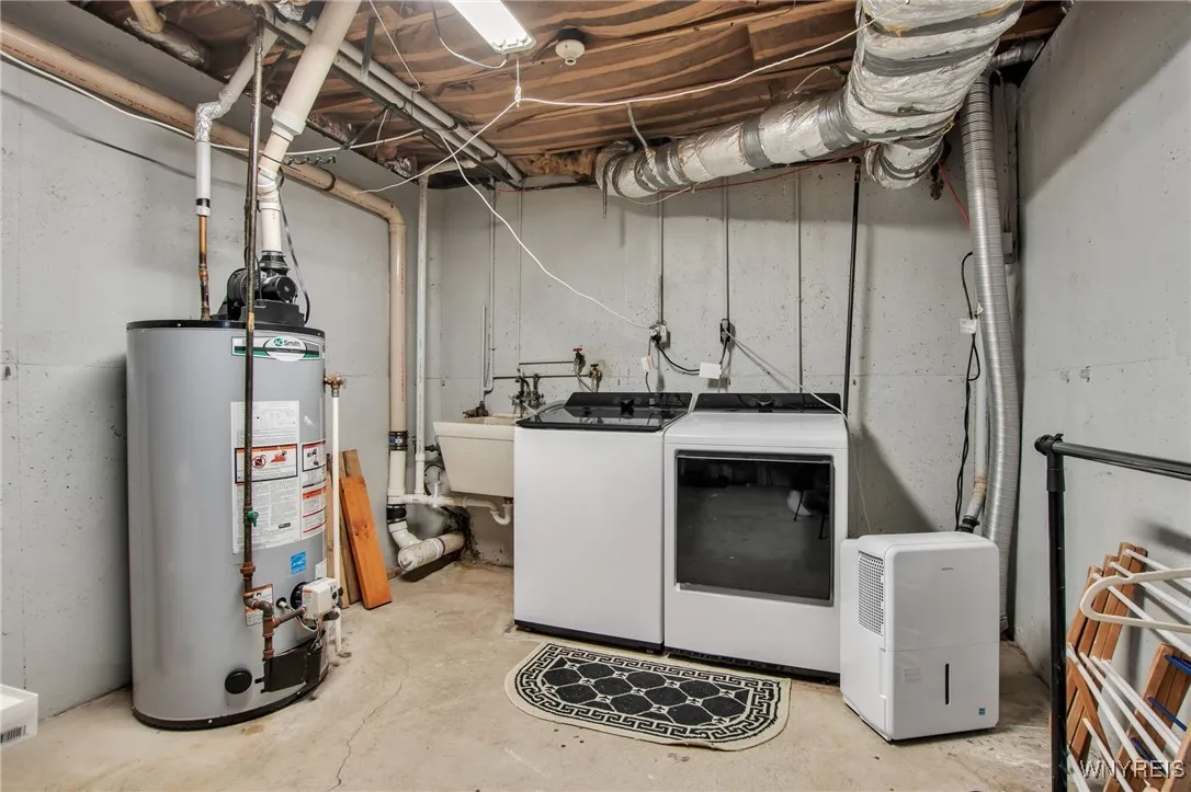 10 Woodmoor Circle, Amherst, New York 14051, Amherst, New York 14051, 3 Bedrooms Bedrooms, 8 Rooms Rooms,1 BathroomBathrooms,Residential,For Sale,10 Woodmoor Circle, Amherst, New York 14051,0,B1646278