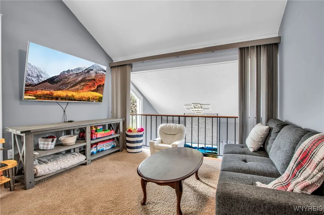 10 Woodmoor Circle, Amherst, New York 14051, Amherst, New York 14051, 3 Bedrooms Bedrooms, 8 Rooms Rooms,1 BathroomBathrooms,Residential,For Sale,10 Woodmoor Circle, Amherst, New York 14051,0,B1646278