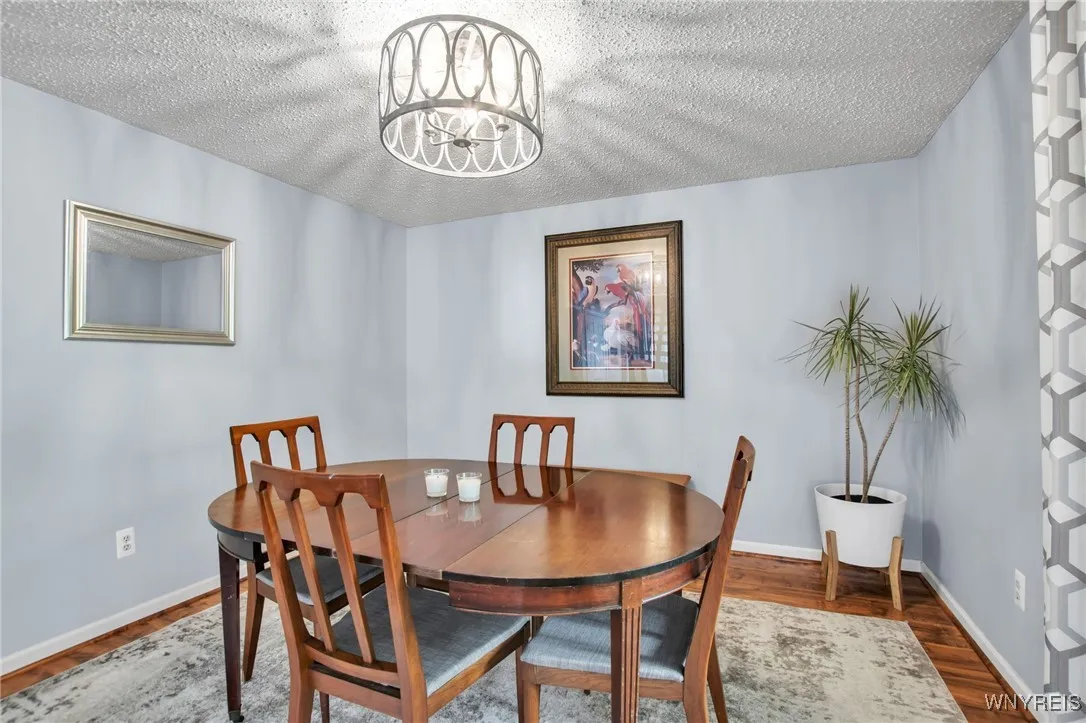 10 Woodmoor Circle, Amherst, New York 14051, Amherst, New York 14051, 3 Bedrooms Bedrooms, 8 Rooms Rooms,1 BathroomBathrooms,Residential,For Sale,10 Woodmoor Circle, Amherst, New York 14051,0,B1646278