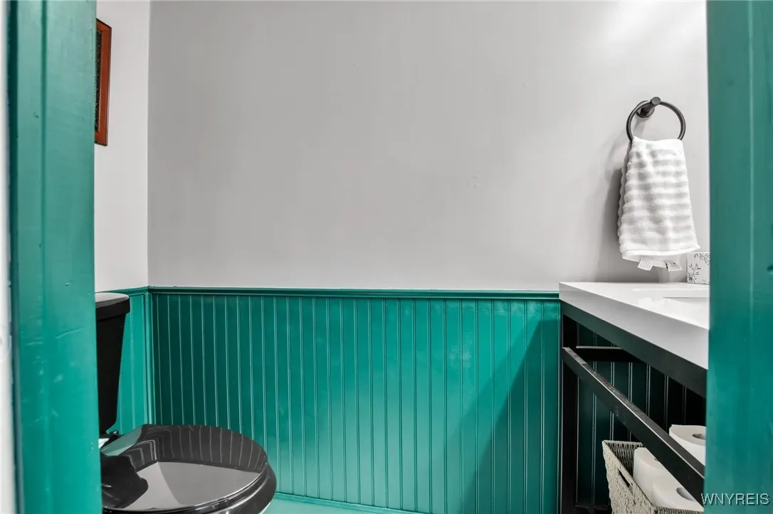 10 Woodmoor Circle, Amherst, New York 14051, Amherst, New York 14051, 3 Bedrooms Bedrooms, 8 Rooms Rooms,1 BathroomBathrooms,Residential,For Sale,10 Woodmoor Circle, Amherst, New York 14051,0,B1646278