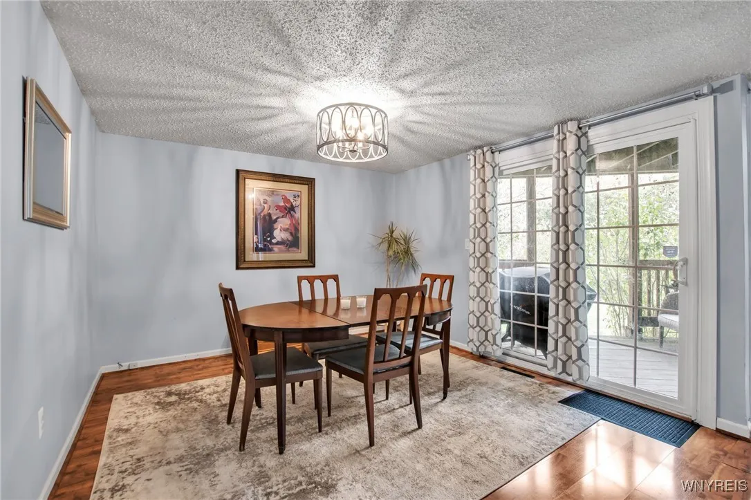 10 Woodmoor Circle, Amherst, New York 14051, Amherst, New York 14051, 3 Bedrooms Bedrooms, 8 Rooms Rooms,1 BathroomBathrooms,Residential,For Sale,10 Woodmoor Circle, Amherst, New York 14051,0,B1646278