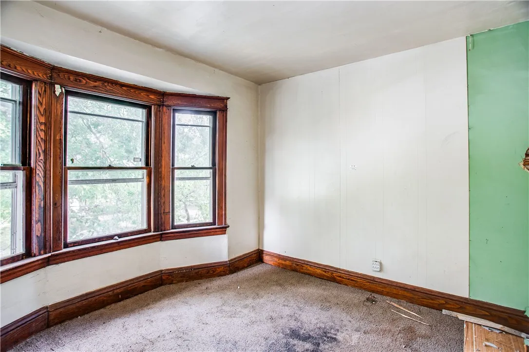 46-48 Colvin Street, Rochester, New York 14611, Rochester, New York 14611, 6 Bedrooms Bedrooms, ,2 BathroomsBathrooms,Residential,For Sale,46-48 Colvin Street, Rochester, New York 14611,0,R1645329