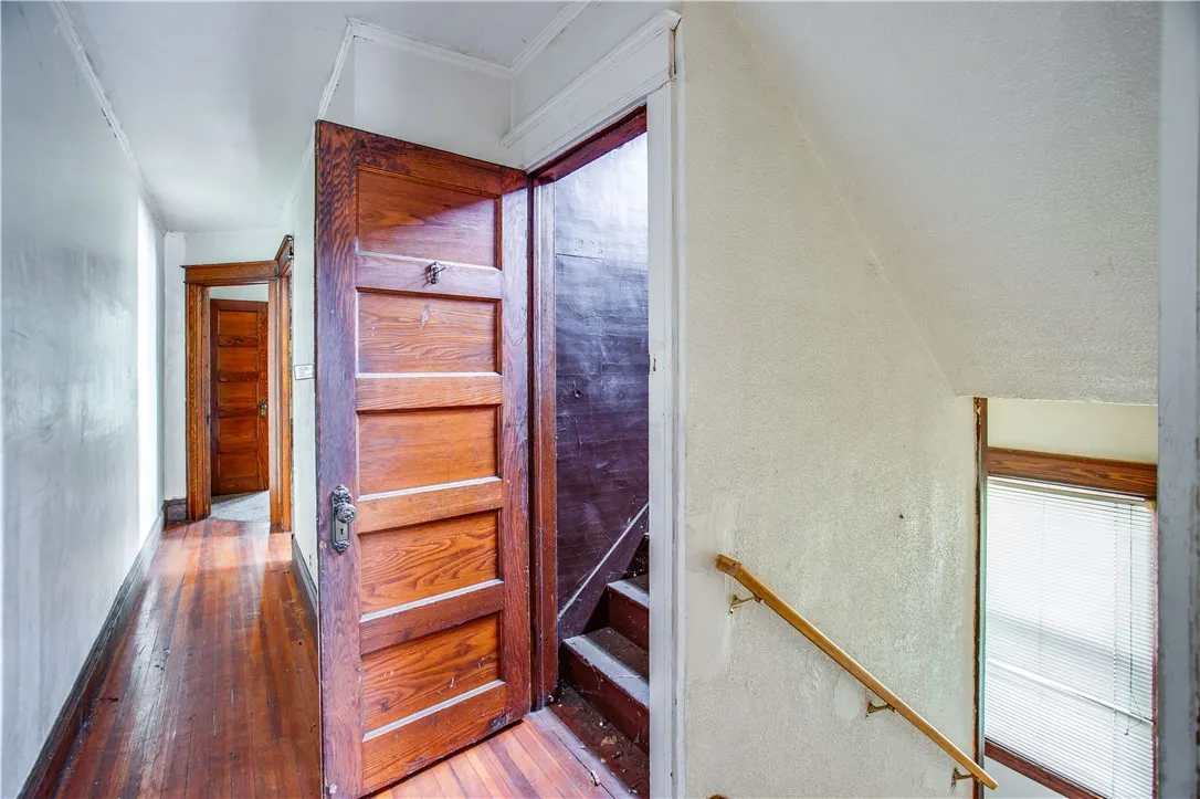 46-48 Colvin Street, Rochester, New York 14611, Rochester, New York 14611, 6 Bedrooms Bedrooms, ,2 BathroomsBathrooms,Residential,For Sale,46-48 Colvin Street, Rochester, New York 14611,0,R1645329