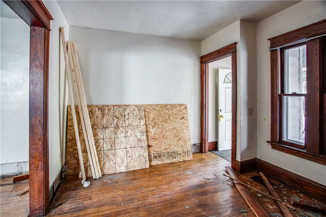 46-48 Colvin Street, Rochester, New York 14611, Rochester, New York 14611, 6 Bedrooms Bedrooms, ,2 BathroomsBathrooms,Residential,For Sale,46-48 Colvin Street, Rochester, New York 14611,0,R1645329