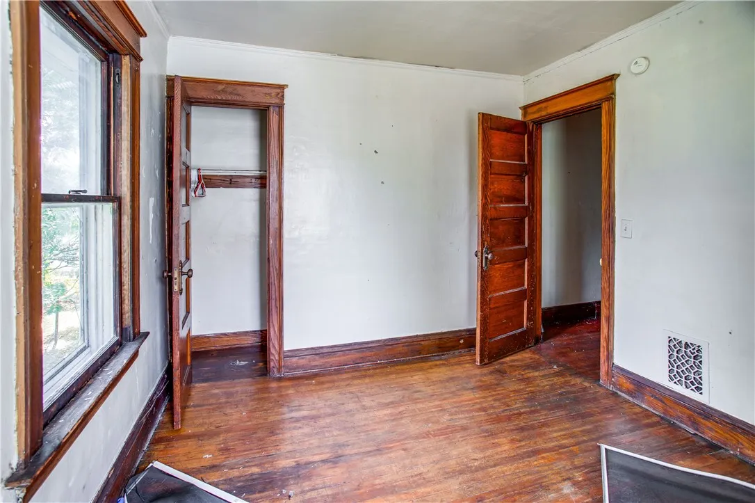 46-48 Colvin Street, Rochester, New York 14611, Rochester, New York 14611, 6 Bedrooms Bedrooms, ,2 BathroomsBathrooms,Residential,For Sale,46-48 Colvin Street, Rochester, New York 14611,0,R1645329