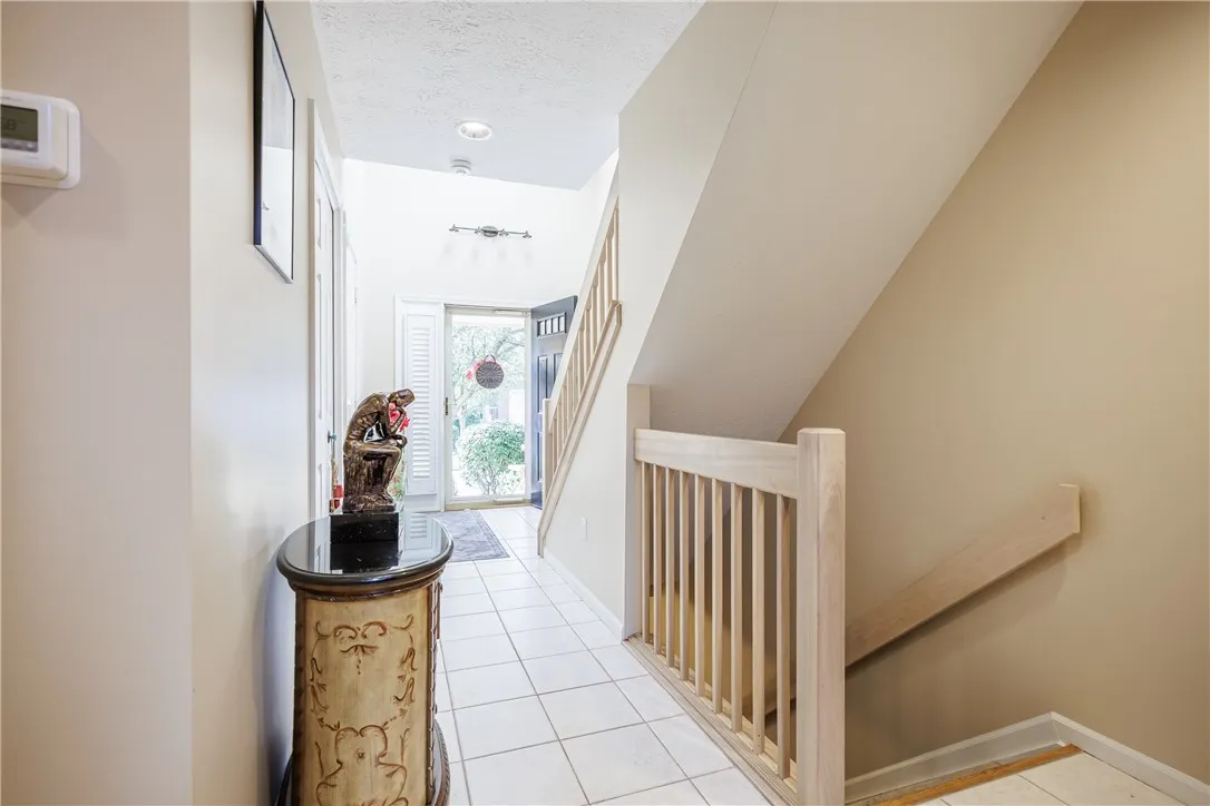 398 Spinnaker Lane, Webster, New York 14580, Webster, New York 14580, 2 Bedrooms Bedrooms, 6 Rooms Rooms,1 BathroomBathrooms,Residential,For Sale,398 Spinnaker Lane, Webster, New York 14580,0,R1646511