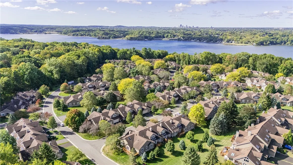 398 Spinnaker Lane, Webster, New York 14580, Webster, New York 14580, 2 Bedrooms Bedrooms, 6 Rooms Rooms,1 BathroomBathrooms,Residential,For Sale,398 Spinnaker Lane, Webster, New York 14580,0,R1646511