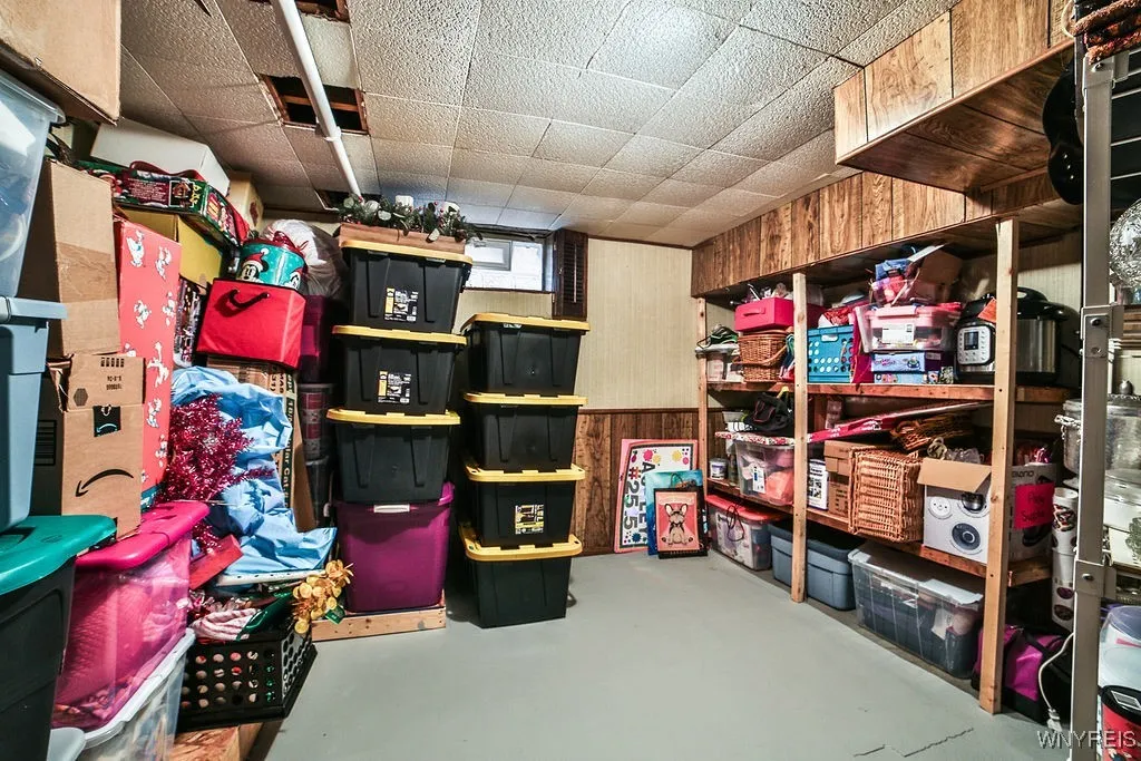 221 Midland Avenue, Tonawanda, New York 14223, Tonawanda, New York 14223, 3 Bedrooms Bedrooms, 6 Rooms Rooms,1 BathroomBathrooms,Residential,For Sale,221 Midland Avenue, Tonawanda, New York 14223,0,B1646258