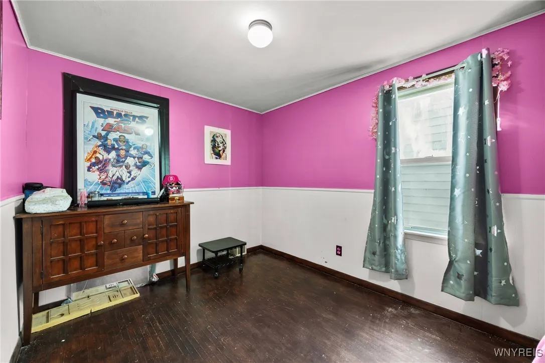 941 Walck Road, North Tonawanda, New York 14120, North Tonawanda, New York 14120, 4 Bedrooms Bedrooms, 6 Rooms Rooms,1 BathroomBathrooms,Residential,For Sale,941 Walck Road, North Tonawanda, New York 14120,0,B1646416