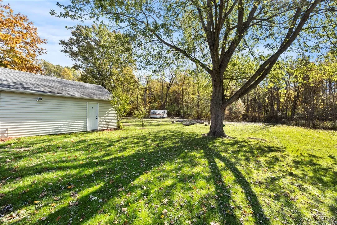 941 Walck Road, North Tonawanda, New York 14120, North Tonawanda, New York 14120, 4 Bedrooms Bedrooms, 6 Rooms Rooms,1 BathroomBathrooms,Residential,For Sale,941 Walck Road, North Tonawanda, New York 14120,0,B1646416