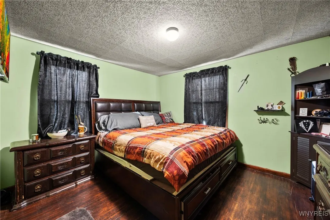 941 Walck Road, North Tonawanda, New York 14120, North Tonawanda, New York 14120, 4 Bedrooms Bedrooms, 6 Rooms Rooms,1 BathroomBathrooms,Residential,For Sale,941 Walck Road, North Tonawanda, New York 14120,0,B1646416