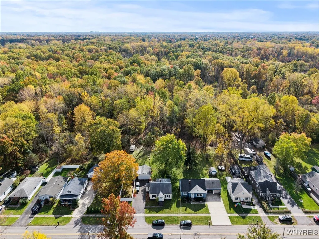 941 Walck Road, North Tonawanda, New York 14120, North Tonawanda, New York 14120, 4 Bedrooms Bedrooms, 6 Rooms Rooms,1 BathroomBathrooms,Residential,For Sale,941 Walck Road, North Tonawanda, New York 14120,0,B1646416