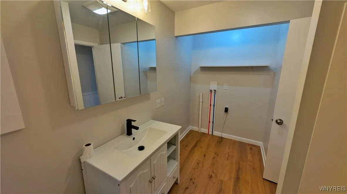 Main Bathroom